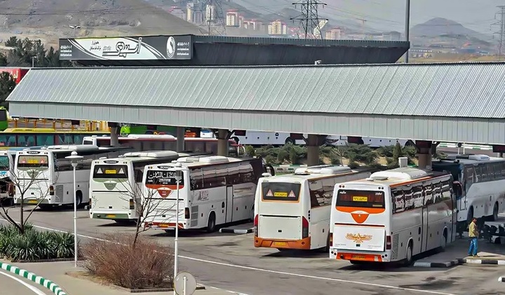ورود روزانه ۱۸۰۰ اتوبوس به مشهد برای بازگشت زائران