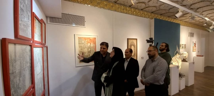 بازدید معاون صنایع دستی و هنرهای سنتی کشور از نمایشگاه «جشنواره ملی هنر خلاق» در اصفهان