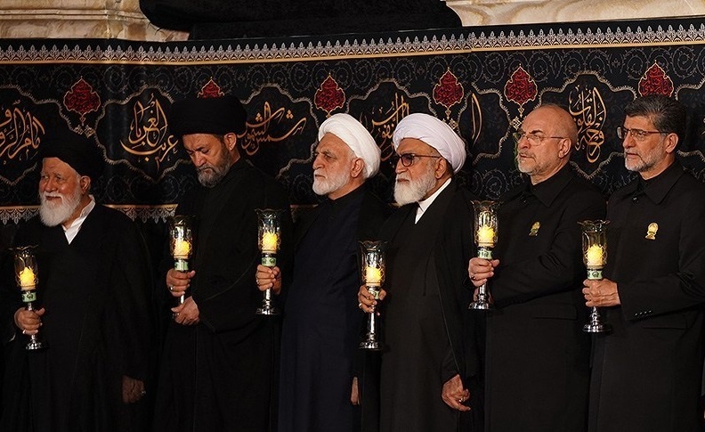 آیین خطبه خوانی شب شهادت امام رضا(ع) در حرم مطهر رضوی برگزار شد