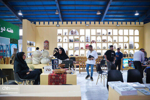 آغاز به کار غرفه اداره‌کل میراث‌فرهنگی خوزستان در نمایشگاه هفته دولت