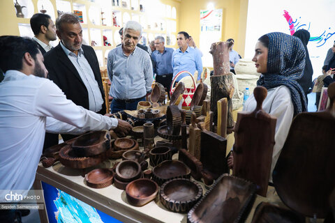 آغاز به کار غرفه اداره‌کل میراث‌فرهنگی خوزستان در نمایشگاه هفته دولت
