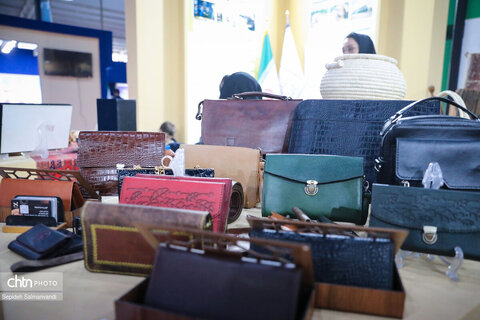 آغاز به کار غرفه اداره‌کل میراث‌فرهنگی خوزستان در نمایشگاه هفته دولت