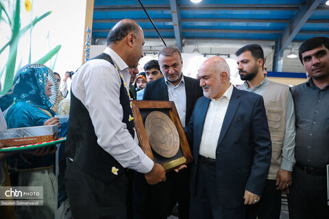 آغاز به کار غرفه اداره‌کل میراث‌فرهنگی خوزستان در نمایشگاه هفته دولت