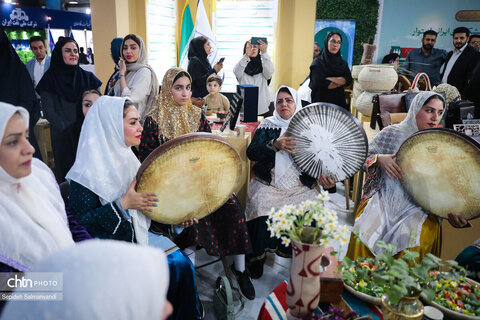 آغاز به کار غرفه اداره‌کل میراث‌فرهنگی خوزستان در نمایشگاه هفته دولت