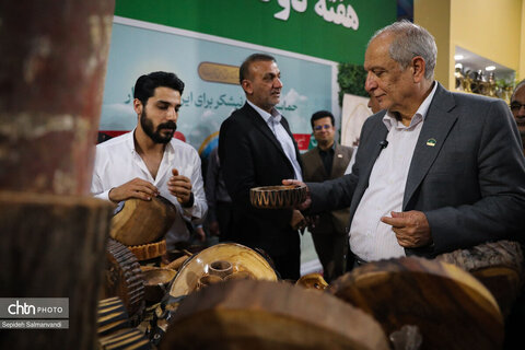 آغاز به کار غرفه اداره‌کل میراث‌فرهنگی خوزستان در نمایشگاه هفته دولت