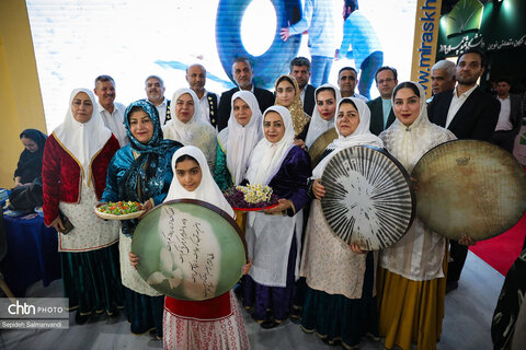 آغاز به کار غرفه اداره‌کل میراث‌فرهنگی خوزستان در نمایشگاه هفته دولت