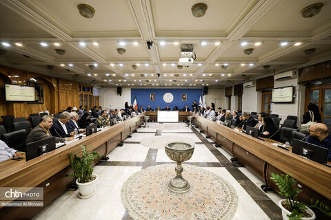 دومین نشست تخصصی معاون صنایع دستی کشور در استانداری اصفهان