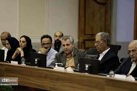 دومین نشست تخصصی معاون صنایع دستی کشور در استانداری اصفهان