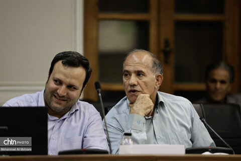 دومین نشست تخصصی معاون صنایع دستی کشور در استانداری اصفهان