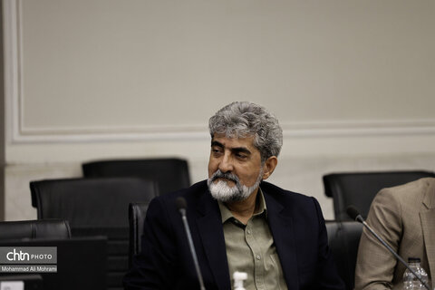 دومین نشست تخصصی معاون صنایع دستی کشور در استانداری اصفهان