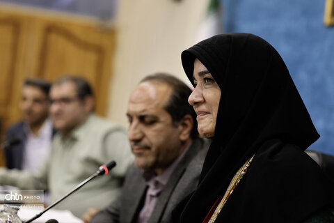 دومین نشست تخصصی معاون صنایع دستی کشور در استانداری اصفهان