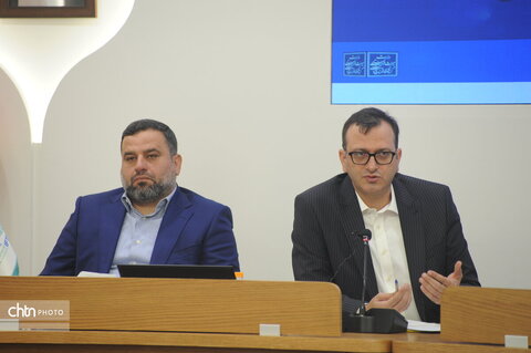 نخستین نشست ملی روسای تشکل‌های راهنمایان گردشگری کشور با حضور وزیر میراث‌فرهنگی، گردشگری و صنایع‌دستی