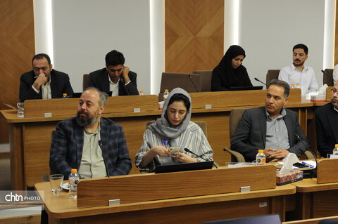 نخستین نشست ملی روسای تشکل‌های راهنمایان گردشگری کشور با حضور وزیر میراث‌فرهنگی، گردشگری و صنایع‌دستی