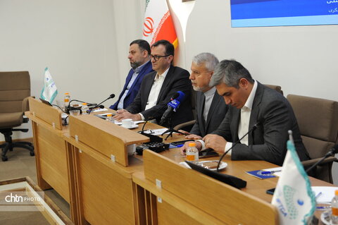 نخستین نشست ملی روسای تشکل‌های راهنمایان گردشگری کشور با حضور وزیر میراث‌فرهنگی، گردشگری و صنایع‌دستی