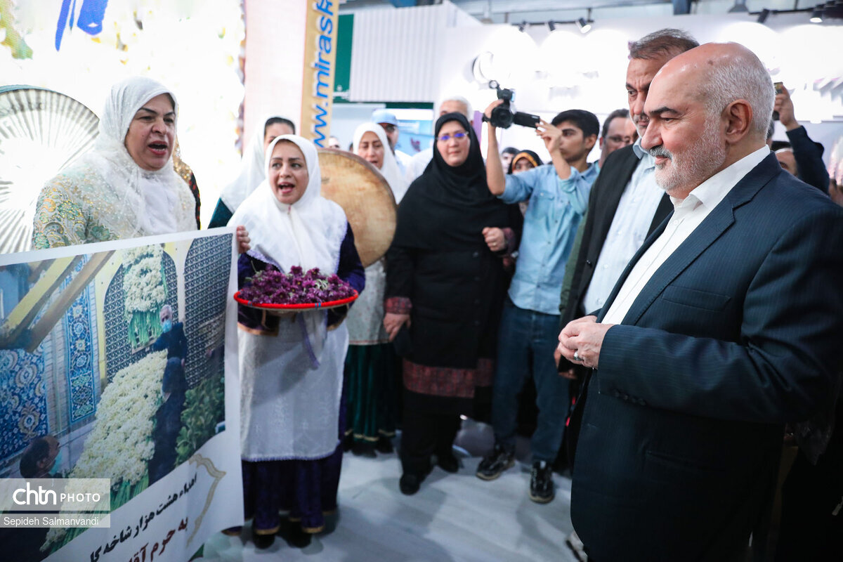 آغاز به کار غرفه میراثفرهنگی خوزستان در نمایشگاه هفته دولت/ تأکید استاندار بر نقش ادارهکل میراثفرهنگی در توسعه اقتصادی