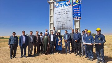 رونمایی از اتوبوستر در جهت رفع افت ولتاژ  در روستای خنداب