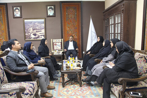 استانداردسازی مسیر ورود به بازارهای جهانی برای صنایع‌دستی کرمان است