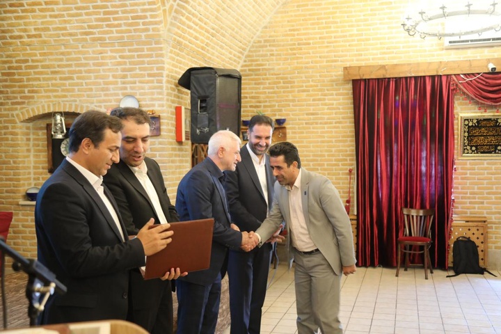 دومین نشست ناظران