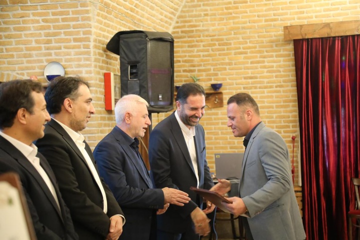 دومین نشست ناظران