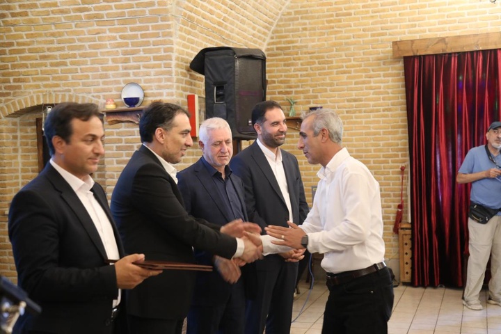 دومین نشست ناظران