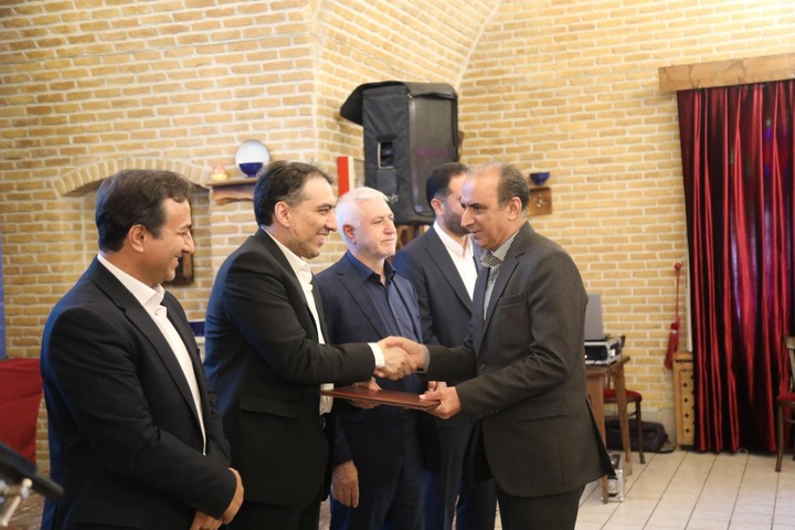 دومین نشست ناظران