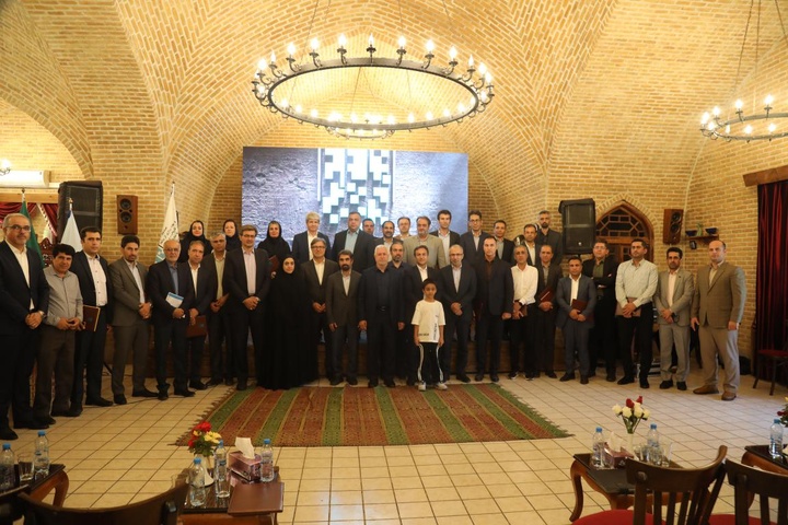 دومین نشست ناظران