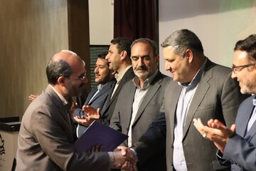 رئیس اداره میراث فرهنگی، گردشگری و صنایع‌دستی تربت‌حیدریه مدیر نمونه شهرستان شد