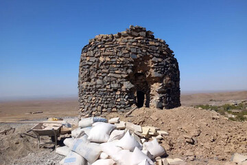 آغاز عملیات مرمت برج دیده‌بانی روستای کردآباد جبل شهرستان کوهپایه