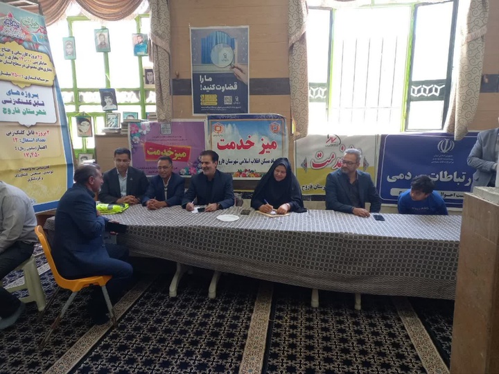 ارتباط مستقیم مردم فاروج با مسئولان میراث‌فرهنگی در میز خدمت هفته دولت