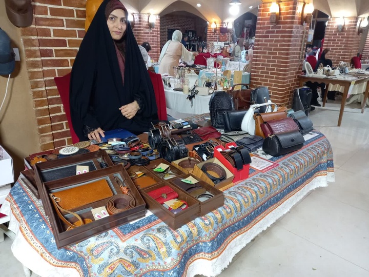 حضور صنعتگران صنایع‌دستی فاروج در بازارچه «ارغوان»