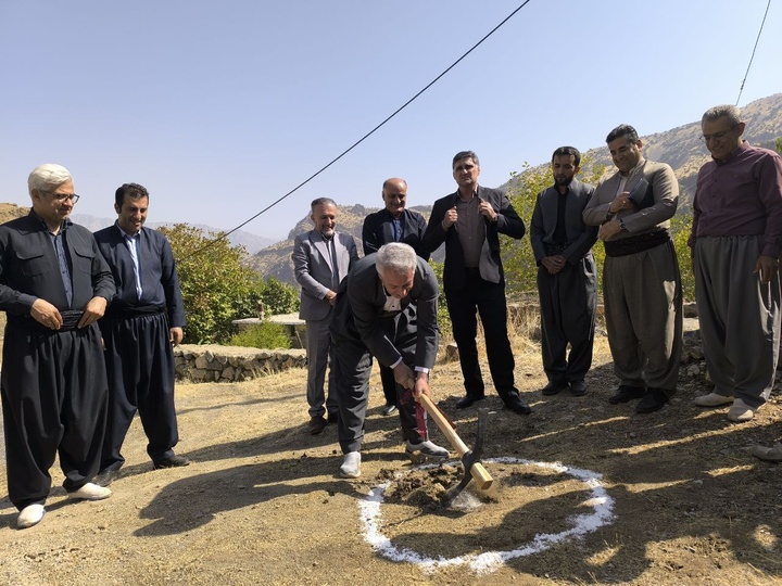 کلنگ‌زنی نخستین اقامتگاه بوم‌گردی روستای دشه پاوه