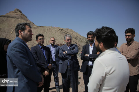 بازدید معاون وزیر میراث فرهنگی از طرح های گردشگری قم