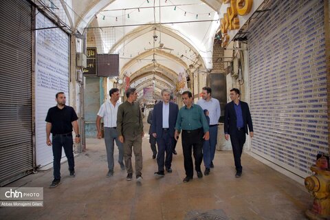 بازدید معاون وزیر میراث فرهنگی از بافت تاریخی شهر قم