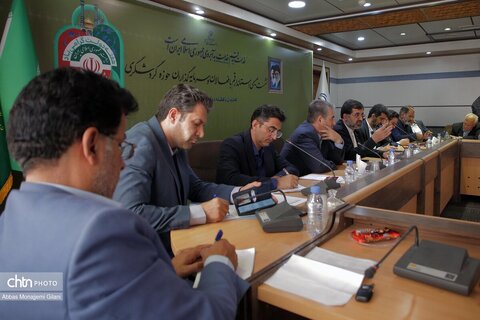 نشست فعالان و سرمایه‌گذاران حوزه گردشگری استان قم با حضور معاون وزیر میراث فرهنگی