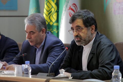 نشست فعالان و سرمایه‌گذاران حوزه گردشگری استان قم با حضور معاون وزیر میراث فرهنگی