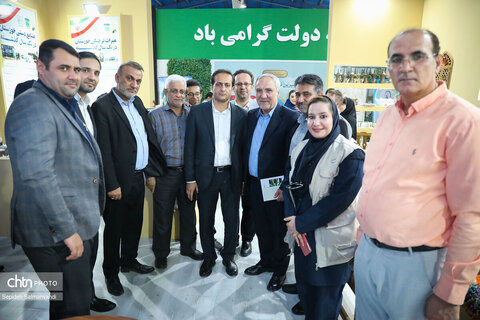 استقبال پرشور از غرفه میراث‌فرهنگی خوزستان در سومین شب از نمایشگاه دستاوردهای دولت
