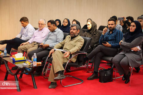 نشست خبری مدیرکل میراث‌فرهنگی، گردشگری و صنایع‌دستی خوزستان در نمایشگاه دستاوردهای دولت در اهواز