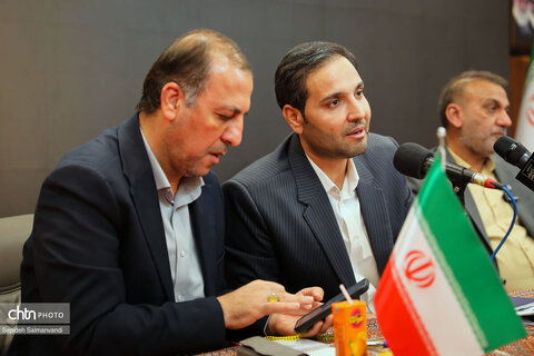 نشست خبری مدیرکل میراث‌فرهنگی، گردشگری و صنایع‌دستی خوزستان در نمایشگاه دستاوردهای دولت در اهواز