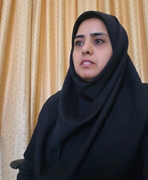 آوای دل‌نشین تاروپود گلیم‌بافی بانوی ۱۰۰ ساله ابرکوه