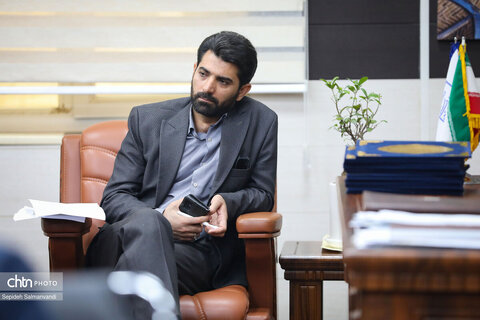 نشست صمیمانه مدیرکل میراث‌فرهنگی، گردشگری و صنایع‌دستی خوزستان با فعالان و دوستداران میراث فرهنگی