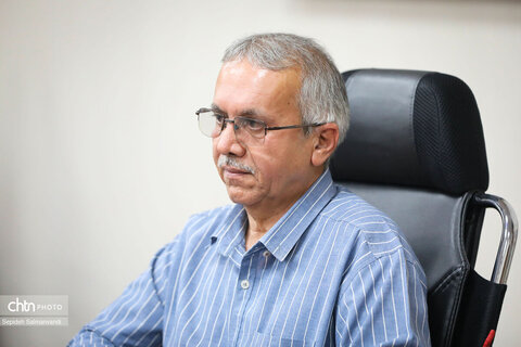 نشست صمیمانه مدیرکل میراث‌فرهنگی، گردشگری و صنایع‌دستی خوزستان با فعالان و دوستداران میراث فرهنگی