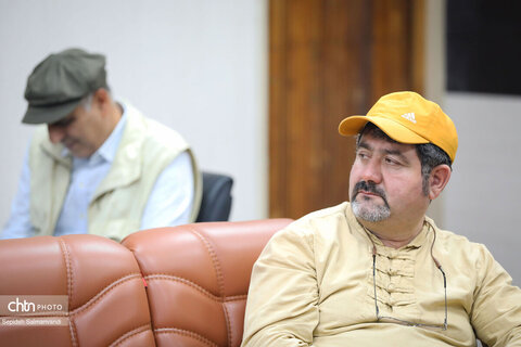 نشست صمیمانه مدیرکل میراث‌فرهنگی، گردشگری و صنایع‌دستی خوزستان با فعالان و دوستداران میراث فرهنگی