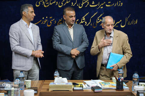 نشست صمیمانه مدیرکل میراث‌فرهنگی، گردشگری و صنایع‌دستی خوزستان با فعالان و دوستداران میراث فرهنگی