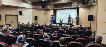 آغاز فم‌تور فعالان گردشگری عراقی در کرمانشاه/ برای فعالیت دفاتر خدمات مسافرتی عراق در کرمانشاه تسهیل‌گری می‌کنیم