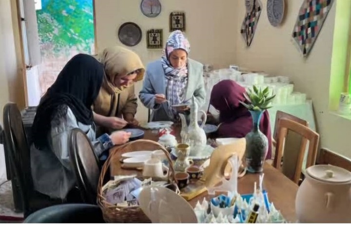 کارگاه آموزشی صنایع‌دستی شهرستان دماوند هنرجو می‌پذیرد