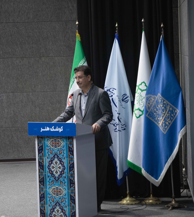 «بدن» مجموعه‌ای پیچیده از حواس و معانی بوده که در قالب فرهنگ‌ها و آیین‌ها متجلی می‌شود