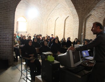 آغاز ثبت‌نام دوره‌های آموزشی گردشگری در آذربایجان‌شرقی