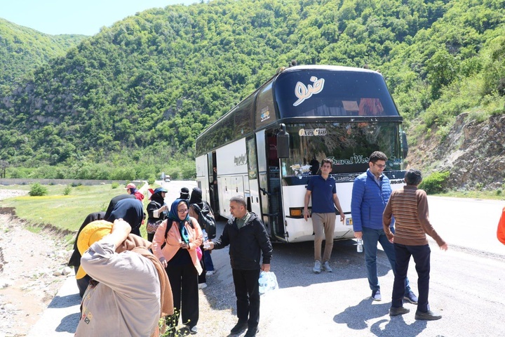 ترغیب تورگردانان غیرمجاز برای اخذ مجوزهای قانونی