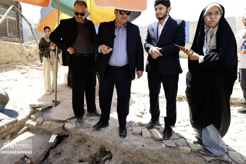 فصل جدید کاوش در گذر کمر زرین اصفهان