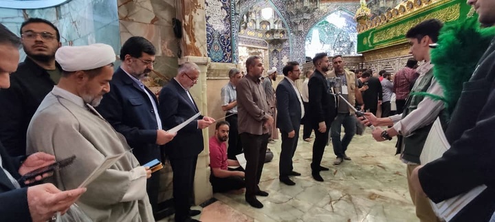 حضور وزیر میراثفرهنگی در حرم حضرت معصومه (س) و گرامیداشت یاد شهید سردار حاج رمضان حضور وزیر میراثفرهنگی در حرم حضرت معصومه (س) و گرامیداشت یاد شهید سردار حاج رمضان